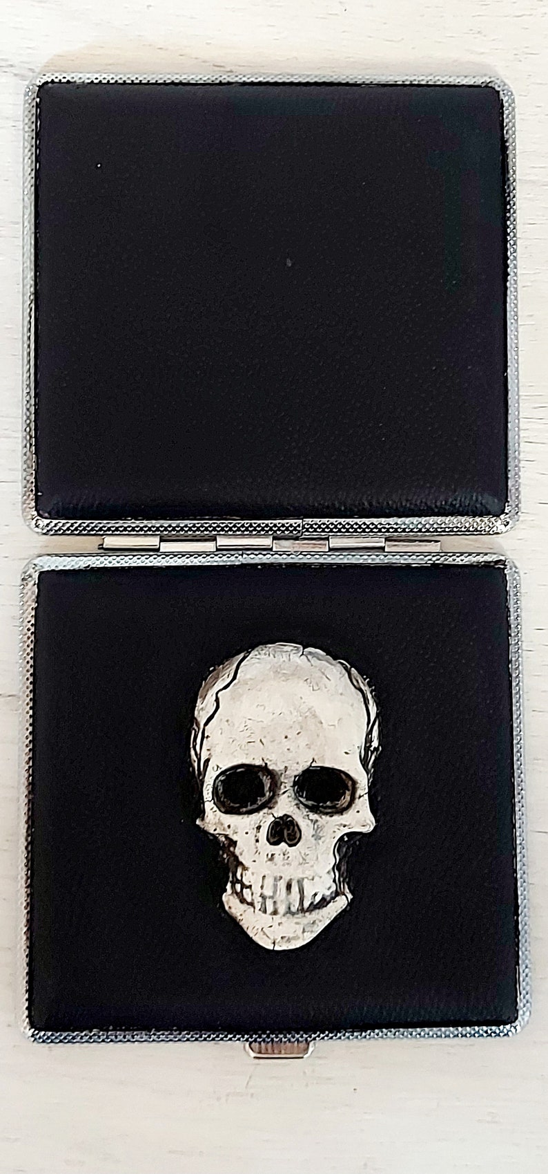 Skull cigarette case, Goth cigarette case, Black cigarette case, Goth Skull decor, Spooky cigarete case, Goth Victorian case, Vampire case image 9