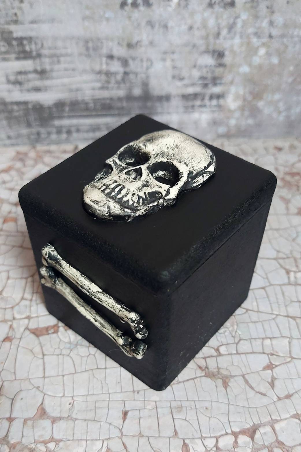 Skull Ring Box, Skull and Bones Box, Gothic Ring Box, Gothic Decor, 3D ...