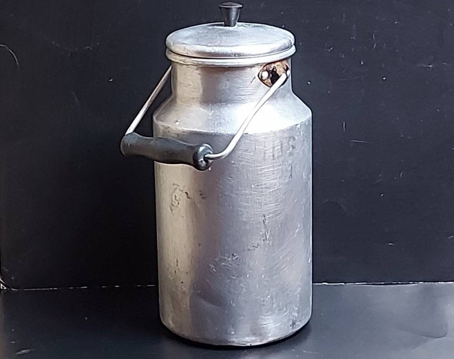 Milk tin jug Vintage tin jug Farmhouse decor Rustic kitchen Etsy