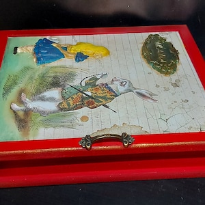 Alice in Wonderland Gothic Alice decor Alice book box Alice Witch party White rabbit box Wonderland wedding Drink me decor Alice altar box