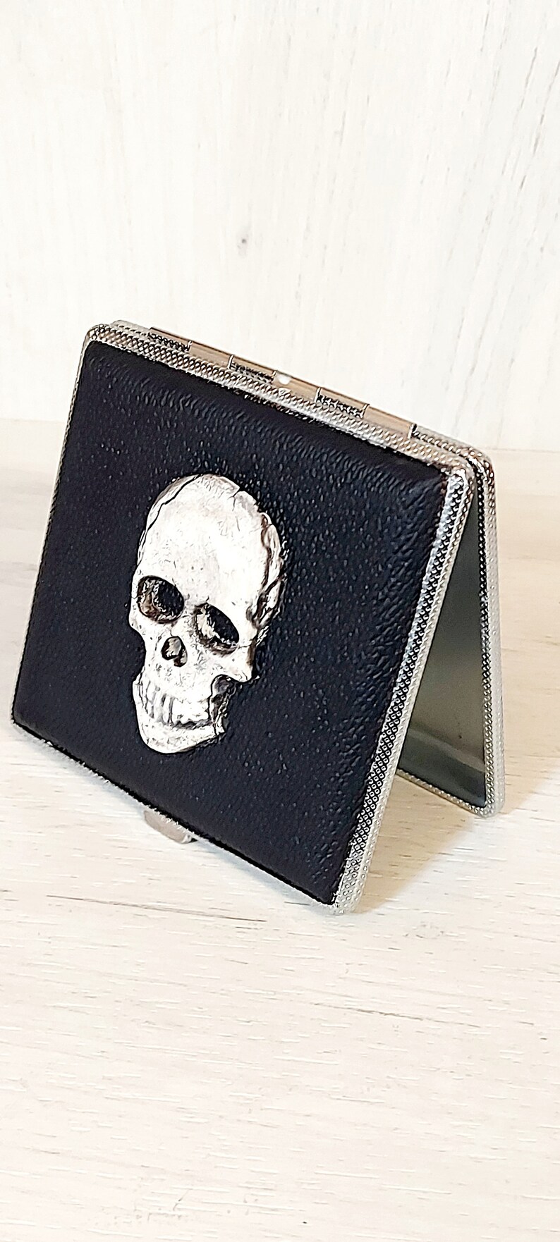 Skull cigarette case, Goth cigarette case, Black cigarette case, Goth Skull decor, Spooky cigarete case, Goth Victorian case, Vampire case image 3