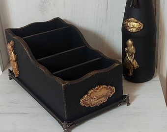 Alice makeup holder, Alice organizer, Wonderland organizer, Alice black box, Witch Damask decor, Victorian organizer, Makeup organizer