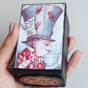 Mad Hatter box, We're all mad here, Mad Hatter decor,  Crazy tea party, Alice in Wonderland, Alice Gothic box, Alice gift box, Gothic Mad