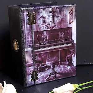 Gothic Klavierschachtel, Klavierbuchschachtel, viktorianisches Hausschachtel, Zauberbuchschachtel, Musikbuchschachtel, verlassenes Haus, Buch der Träume, Buch der Schatten