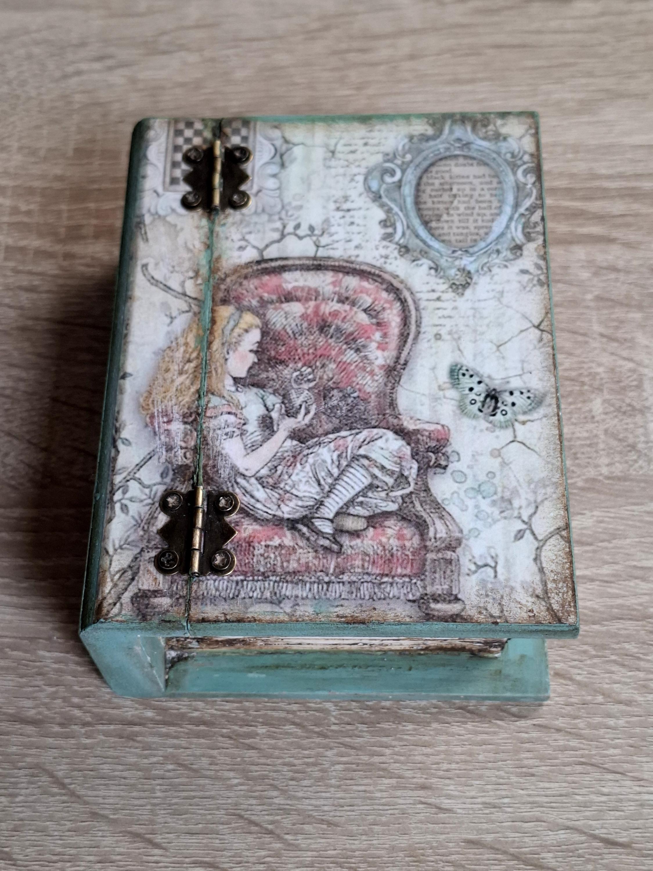 アリスブックボックス、不思議の国のアリス、チェシャ猫ボックス