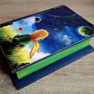 Kleine Prinz Box, Kleine Prinz Rose, Märchenbox, Prinz Buchbox, Kleiner Prinz Planet, Kleiner Prinz Dekor, Fantasy Bücherbox, Buch