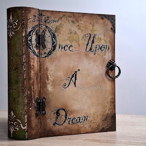 Es war einmal ein Traum, Waldbuchbox, Märchenbox, Buch des Schattens, Magischer Wald, Welt der Bücher, Fantasybuchbox,