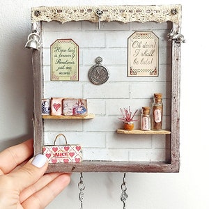 Alice shadow box, Alice Dollhouse, Alice's miniature, Alice Miniature art, Wall decor miniature,  Alice wall decor, Alice in Wonderland, Art