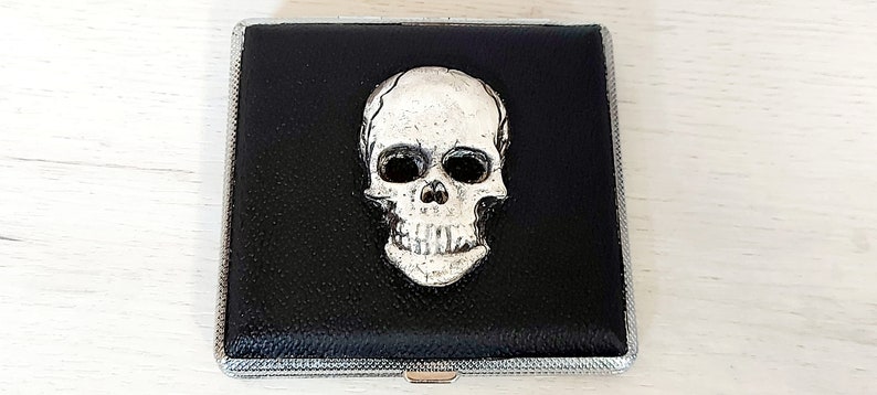 Skull cigarette case, Goth cigarette case, Black cigarette case, Goth Skull decor, Spooky cigarete case, Goth Victorian case, Vampire case image 2