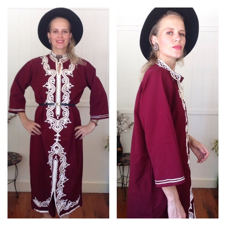 SALE Vintage 1970s Heavily Embroidered Kaftan Dress Boho Hippy Bohemian Caftan Gypsy Ethnic Middle Eastern Traditional Dress Unique Oversize Bild 3