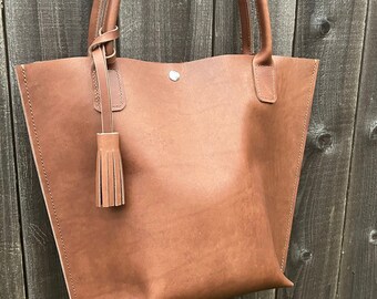 assorted brands leather shoulder bag tan tie dye bags