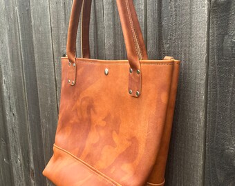 assorted brands leather shoulder bag tan tie dye bags