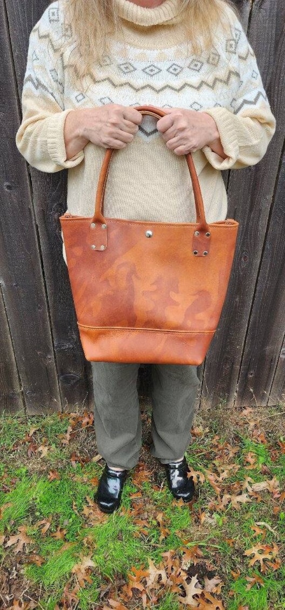 assorted brands leather shoulder bag tan tie dye bags