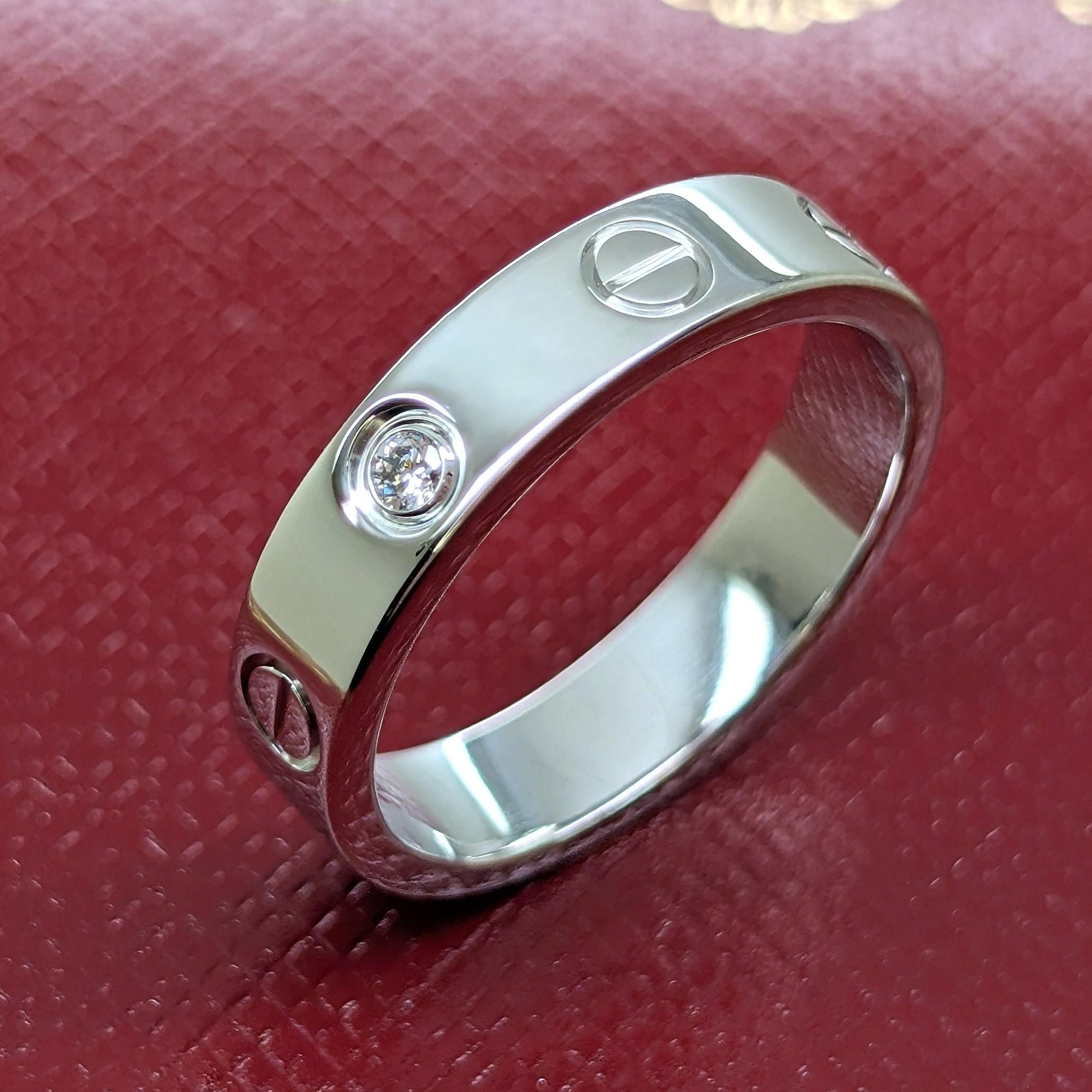 Cartier LOVEリングクラッシックモデル 証明書付き LAST ONE! Cartier Size 5 Love Ring White Gold With Diamond