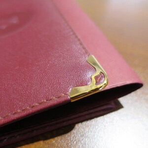 CARTIER PASS/ID Holder, Burgundy Cowhide w Golden Appointments, Includes Cartier Box & Certificate, Cartier Wallet, Cartier Leather Goods afbeelding 3
