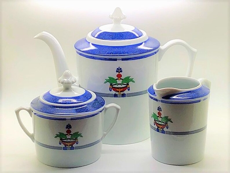 CARTIER 3-PC SERVICE, Coffee/Teapot w Cream & Sugar, "La Maison Venitienne" Porcelain w Cartier Red Boxes, Lapis Blue, Fine China, Limoges image 9