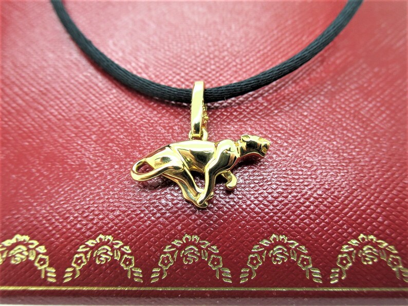 CARTIER PANTHER NECKLACE Beautiful 18kt Yellow Gold Pendant with Cartier Silk Cord and Certificate of Authenticity + Red Box