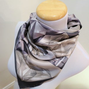 CARTIER SCARF, "Tank Ring" Motif, 100% Silk with Tag, Made in Italy, Vintage Scarf image 6