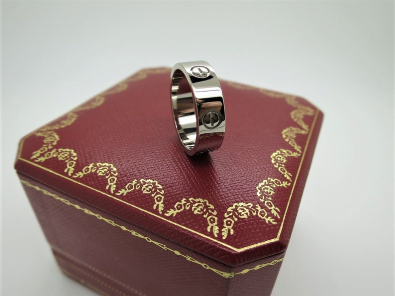 cartier love ring size 49