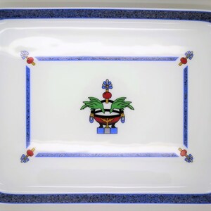 Vide-poches CARTIER LM vintage pour table, chevet ou meuble-lavabo en porcelaine de La Maison Venitienne, motif bleu lapis avec boîte rouge d'origine