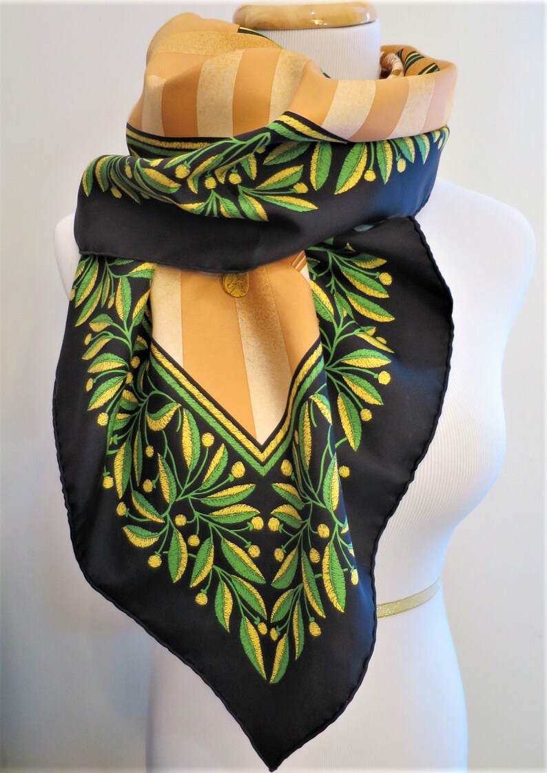 CARTIER SCARF, "Institut de France 200 Année", 100% Silk, Includes Cartier Red Box, Cartier Foulard Soie, Vintage Scarf, Luxury Scarves image 9