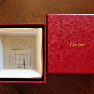 CARTIER MINI TRAY, "Rue de la Paix" Decor, Platinum Finish Motif & Trim, Cartier Trinket Tray, Cartier Ring Dish, Fine Porcelain, Limoges image 6