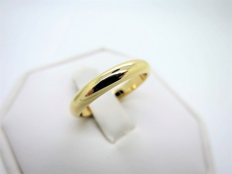 CARTIER WEDDING Ring, Size 48 (4.75 US), 3.5mm Wide, Yellow Gold 18kt, Cartier 1895 Wedding Ring, Cartier B4031200, Cartier B4031248 image 1