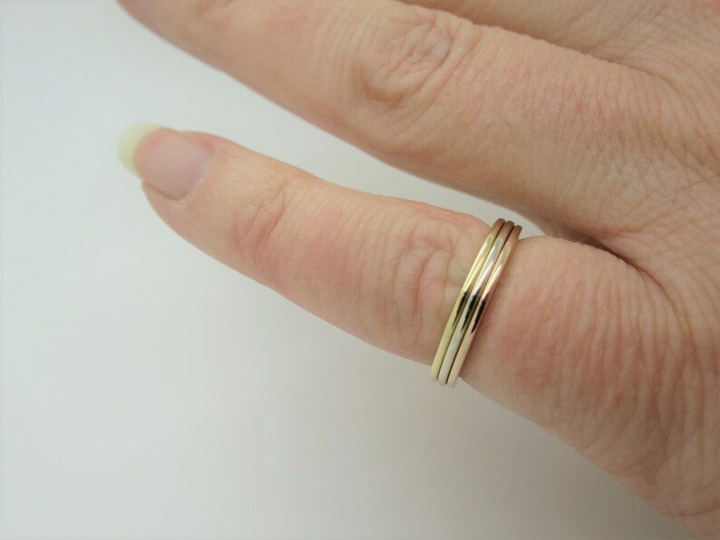 CARTIER TRINITY Wedding Ring, Size 49 (5 US), 18kt 3-Gold Band, Cartier Box & Certificate, Cartier B4052200, Cartier B4052249, Stacking Ring image 7