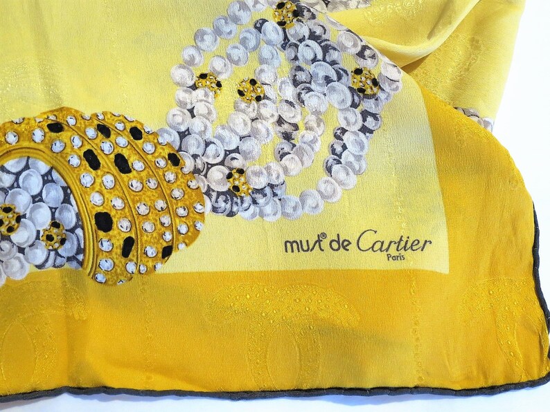VINTAGE CARTIER SILK SCARF IN PANTHERE ROYALE YELLOW