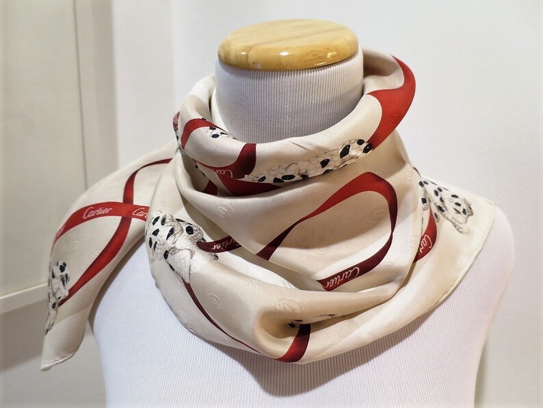 CARTIER SCARF, "Petite Panthere" Model, 100% Silk with Cartier Tag, Made in Italy, Cartier Foulard Soie, Vintage Scarf afbeelding 4
