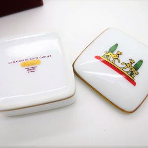 CARTIER PORCELAIN BOX, "Maison de Louis Cartier" Motif w 24kt Trim, Ring Dish for Vanity or Bedside, Cartier Box, Limoges, Cartier Jewelry image 3