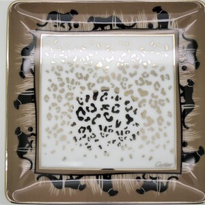 CARTIER TRINKET TRAY, "Panthere Savanna" Decor, Cartier T1220719 Trinket Tray or Ring Dish, Fine Porcelain, 24kt Gold, Limoges Porcelain image 3