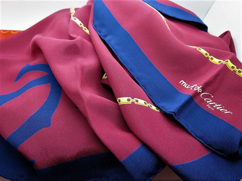 CARTIER SCARF, Modelo "C Monograma", Pañuelo 100% Seda, Made in France, Cartier Foulard Soie, Pañuelo Vintage, Seda de Lujo imagen 5