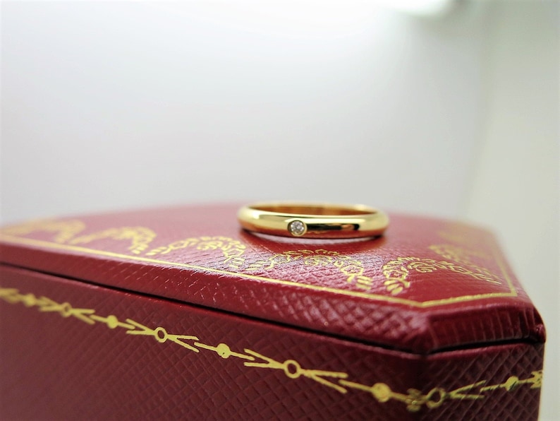 CARTIER WEDDING Ring, Size 51 (5.75 US) 2.5mm Yellow Gold & Diamond Band, Cartier B4057700, Cartier 1895 Ring w Certificate, Stackable Rings 画像 2
