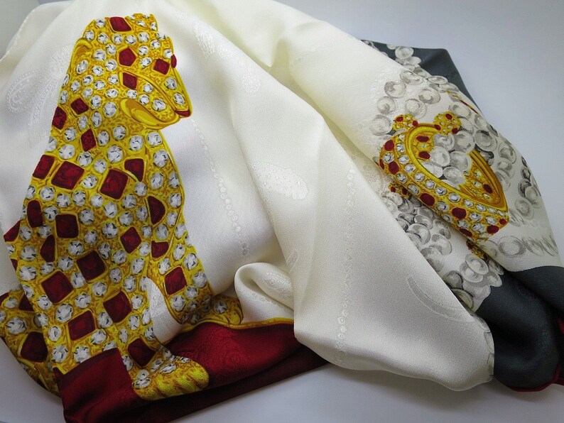 CARTIER SCARF, "Panthere Royale" Motif, 100% Silk, Made in Italy, Cartier Box & Certificate, Foulard Soie, Vintage Scarf, Luxury Scarves image 1