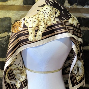 CARTIER SCARF, "Léopard Majestueux" Decor, 100% Silk with Cartier Tag & Certificate, Cartier Foulard Soie, Vintage Scarf, Tapestry image 7
