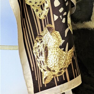 CARTIER SCARF, "Léopard Majestueux" Decor, 100% Silk with Cartier Tag & Certificate, Cartier Foulard Soie, Vintage Scarf, Tapestry image 8