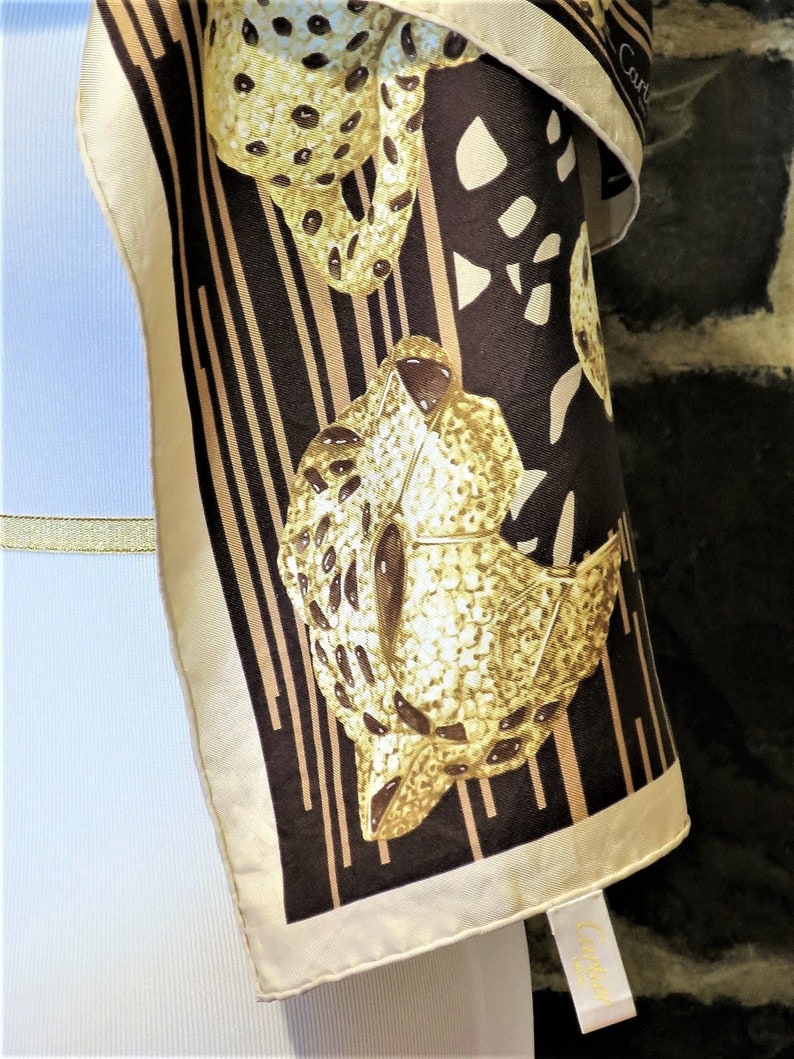 CARTIER SCARF, "Léopard Majestueux" Decor, 100% Silk with Cartier Tag & Certificate, Cartier Foulard Soie, Vintage Scarf, Tapestry image 8