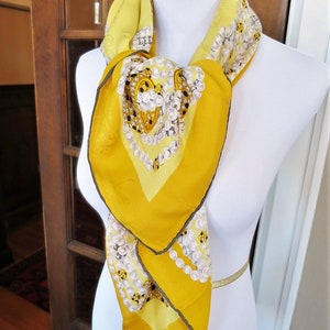 VINTAGE CARTIER SILK SCARF IN PANTHERE ROYALE YELLOW