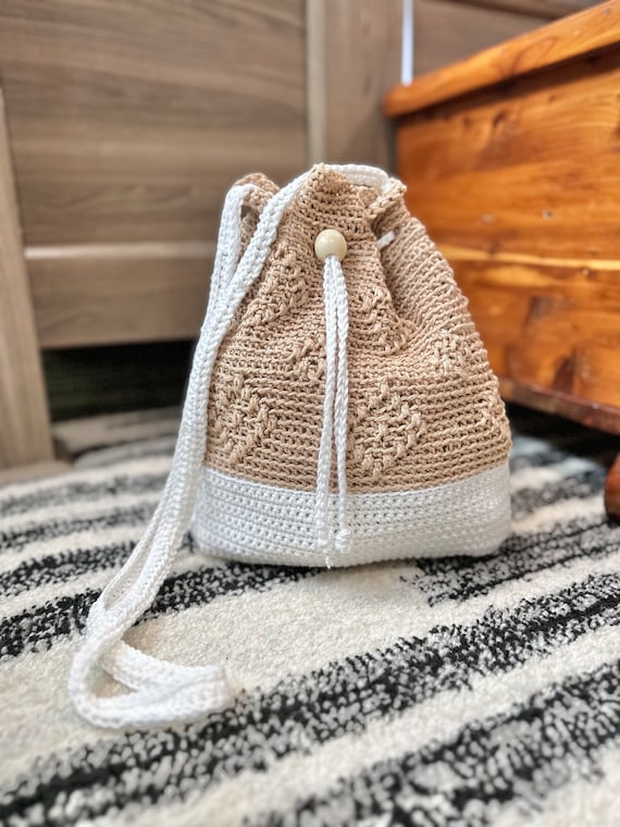 Crochet hand bag, handmade bag, crochet purse, boho handbag purse