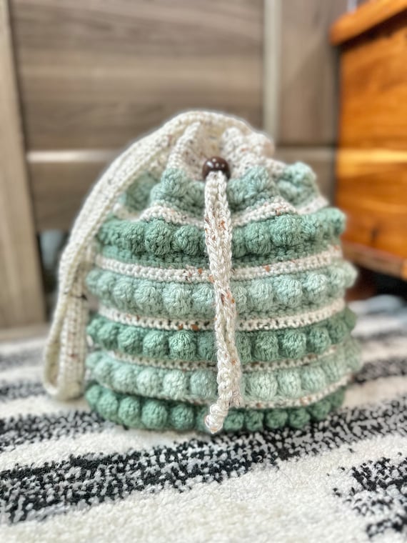 Crochet hand bag, handmade bag, crochet purse, boho handbag purse