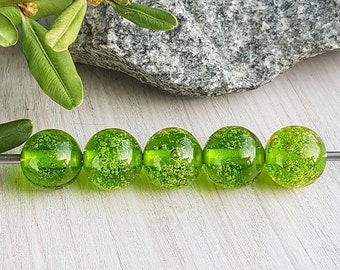 Made to Order 5pcs 13 mm Bright green lampwork beads with air bubbles, Autumn Handmade glass beads set, Fall round beads, sphere beads