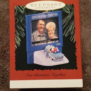 1996 Hallmark Keepsake Christmas Ornament photo holder