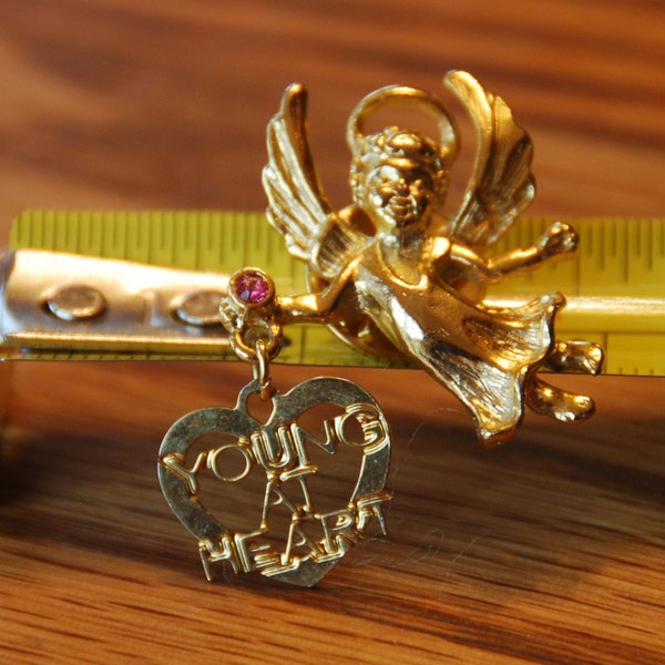 Vintage Ballou Gold Tone Figural Guardian Cherub - Angel Lapel Tie Tac Pin