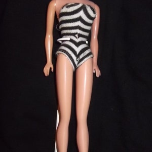 Just Reduced! Bubblecut Brunette 1964 Barbie, Model #850