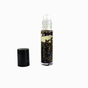 Lavender Essential Oil Roller with Lavender Flower Buds, Aromatherapy Gift for Her