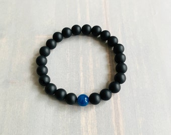 Blue Agate and Black Onyx Bracelet, Beaded Bracelet, Gemstone Stretch Bracelet, Mens Womens Bracelet, Healing Crystals, Chakra Stone