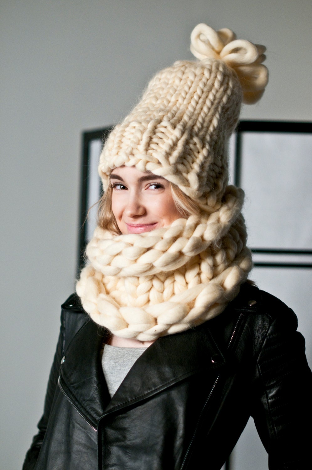 Chunky knit hat. Super Chunky Hat with Pom Pom. Woolen pompom Etsy