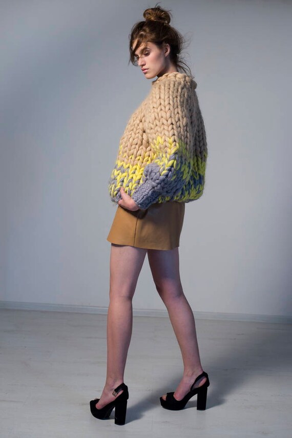 chunky knit cardigan short