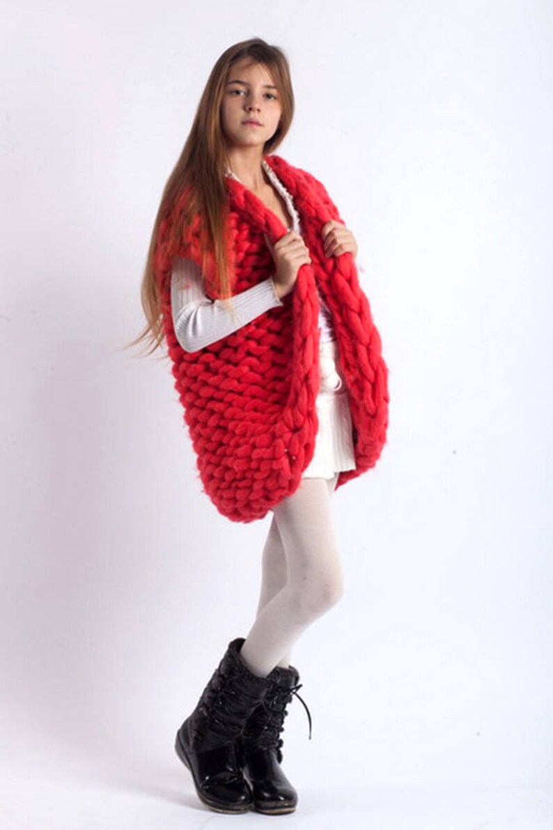 Chunky knit sweater knitted clothes Kids fashion wear Woolen knitwear vest for kids sleeveless cardigan Chunky knit Boys \\ Girls